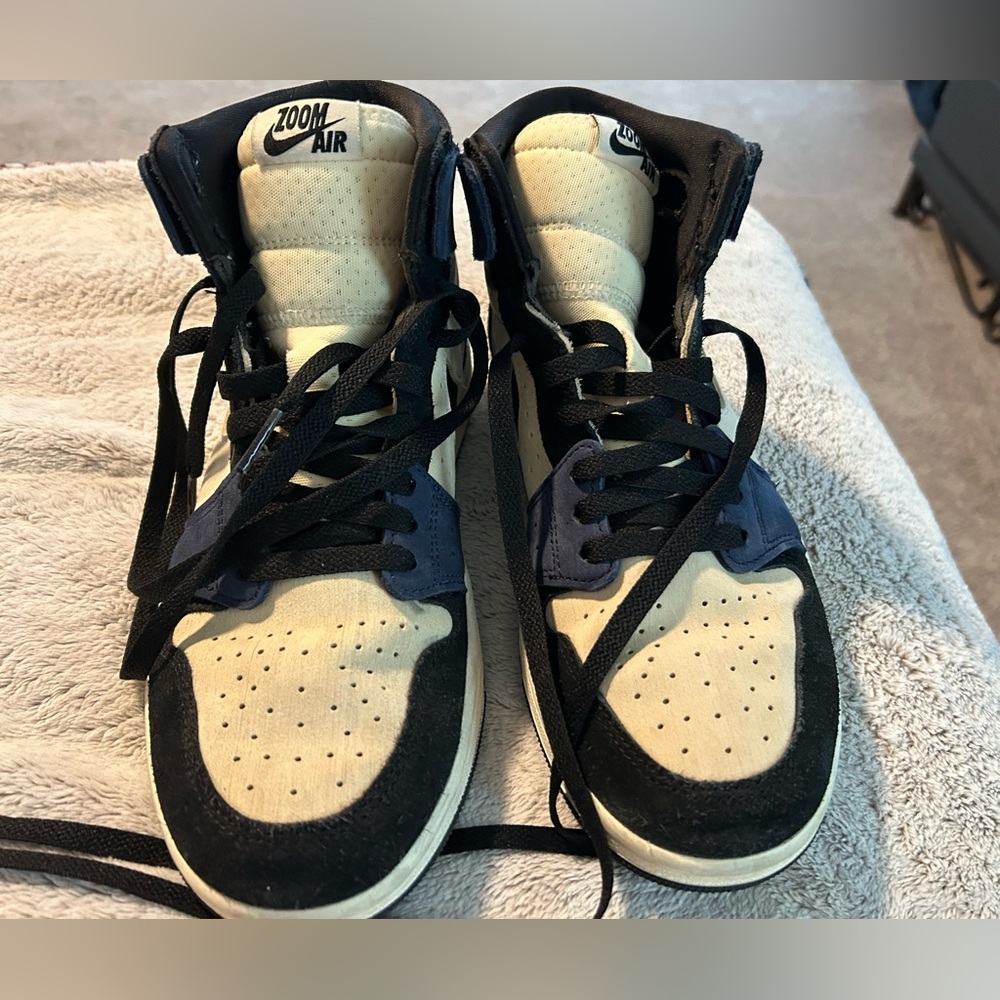 Nike Air Jordan’s Zoom Air High-Top Sneakers in Black, Blue, and Cream - Picture 4 of 6